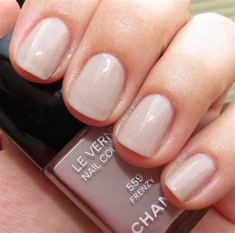 chanel nagellak frenzy|Chanel Frenzy Le Vernis Nail Colour Review & Swatches.